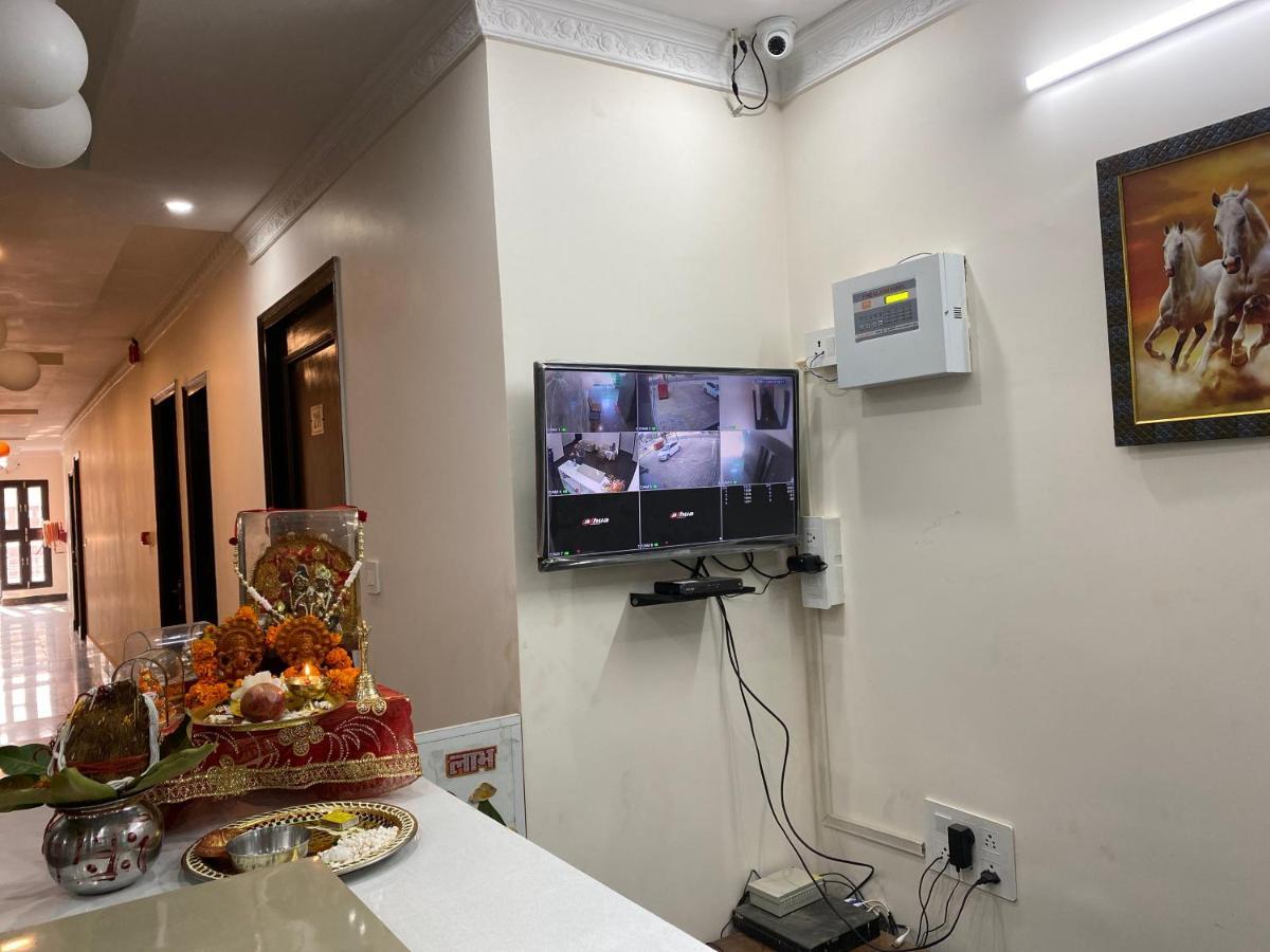 S.R Plaza Otel Khurja Dış mekan fotoğraf